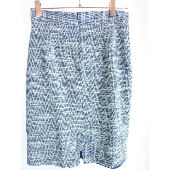 Banana Republic Blue White Knit Pencil Skirt 0 - Picture 3 of 5